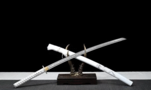 Why Ancient Warriors Used Curved